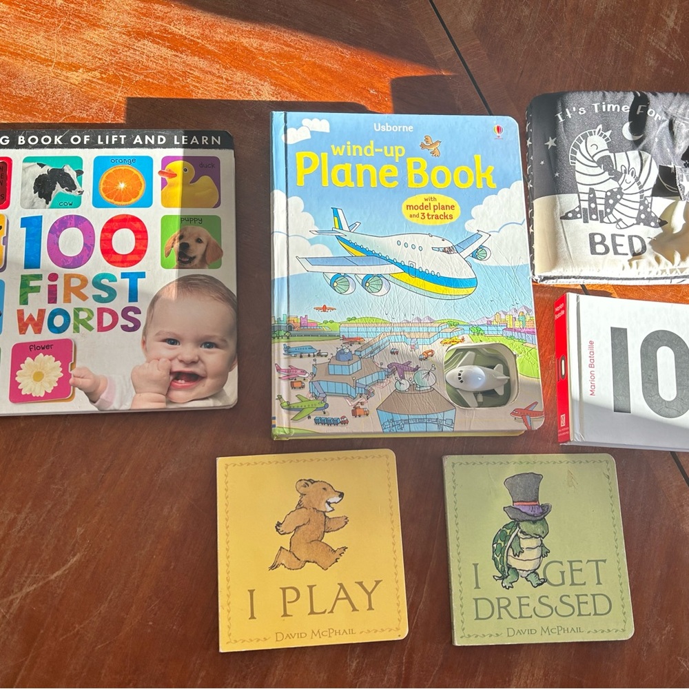 Bundle of 6 Baby Books